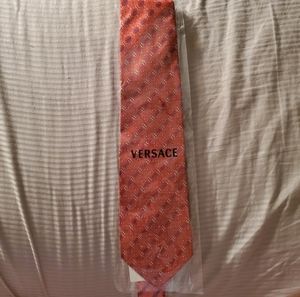 *FREE SHIP* - NWT Mens Versace Tie Red
